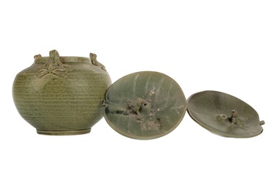 Lot 531 - TWO CHINESE BLUE AND WHITE BOWLS