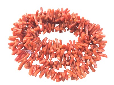 Lot 781 - CORAL NECKLACE