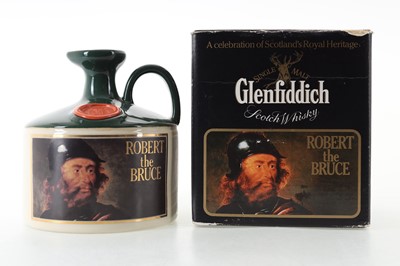 Lot 285 - GLENFIDDICH HERITAGE RESERVE ROBERT THE BRUCE DECANTER 75CL