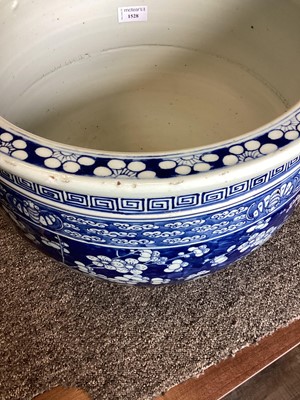 Lot 1528 - CHINESE BLUE AND WHITE FISH BOWL