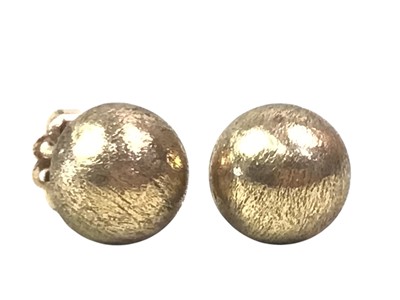 Lot 799 - PAIR OF EIGHTEEN CARAT GOLD EARRINGS