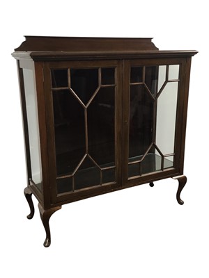 Lot 815 - MAHOGANY GLAZED DISPLAY CABINET