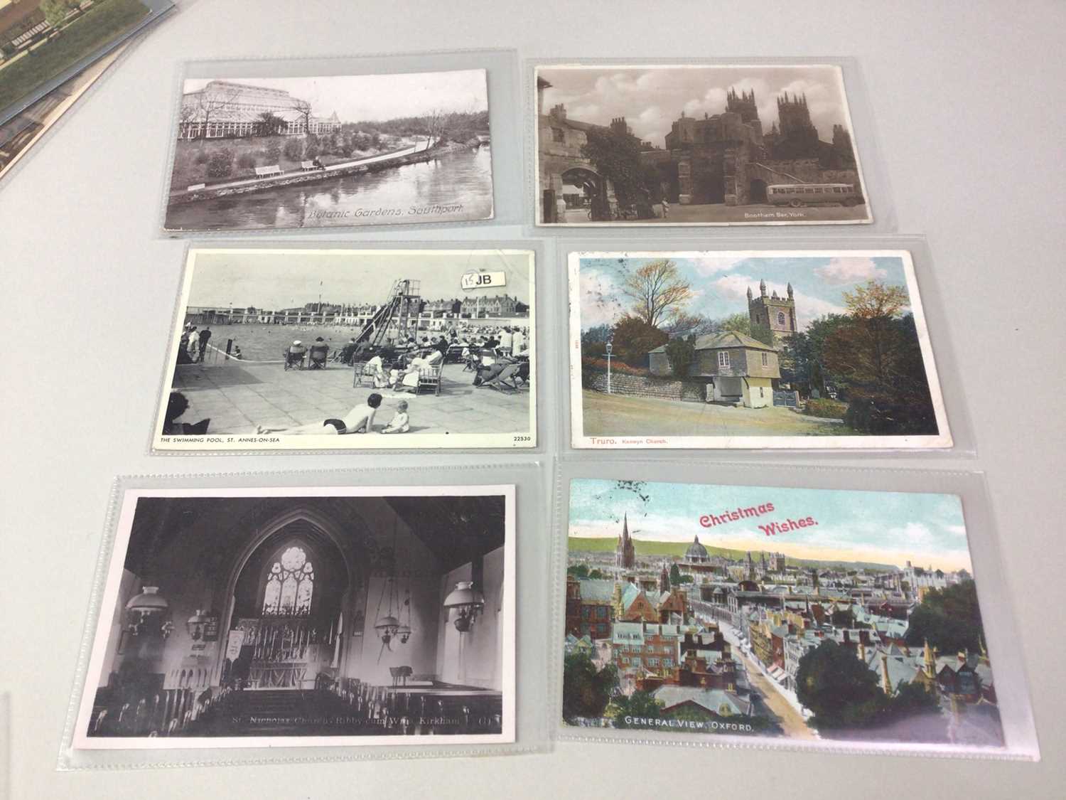 Lot 33 - LARGE COLLECTION OF POSTCARDS,