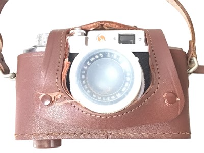 Lot 119 - GROUP OF CAMERAS