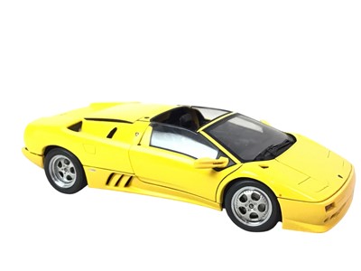 Lot 240 - COLLECTION OF MODEL VEHICLES