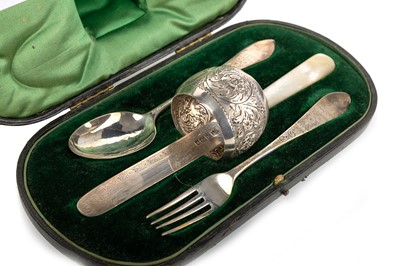 Lot 1088 - MATCHED EDWARDIAN SILVER CHRISTENING SET
