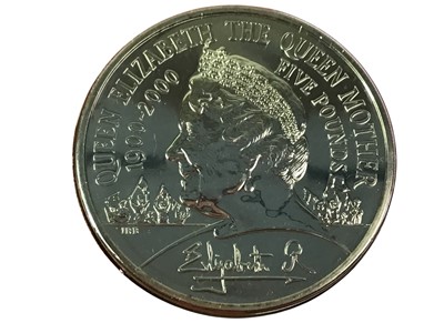 Lot 322 - COLLECTION OF COINS