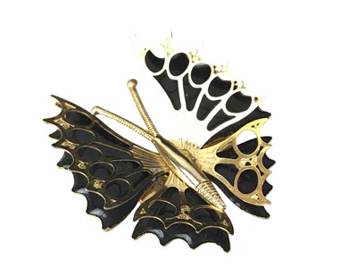 Lot 416 - COLLECTION OF COSTUME JEWELLERY