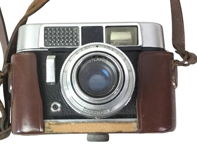 Lot 436 - COLLECTION OF CAMERAS AND ACCESSORIES