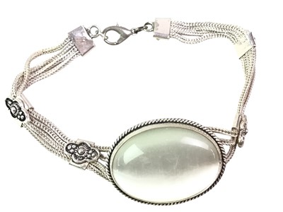 Lot 477 - SILVER NECKLACE AND BRACELET