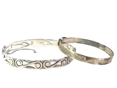 Lot 479 - GROUP OF SILVER JEWELLERY