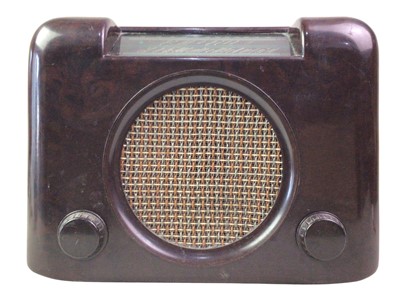 Lot 491 - VINTAGE BUSH RADIO