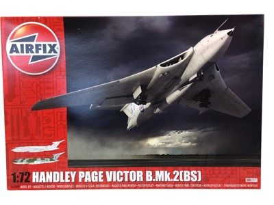Lot 232 - GROUP OF AIRFIX AND OTHER AVIATION AND SPACE MODEL CONSTRUCTION SETS