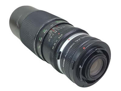 Lot 411 - COLLECTION OF CAMERAS, LENSES AND OTHER EQUIPMENT