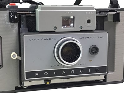 Lot 502 - POLAROID 230 CAMERA
