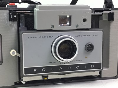 Lot 502 - POLAROID 230 CAMERA