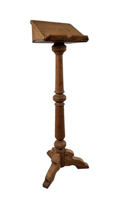 Lot 506 - PITCH PINE LECTERN