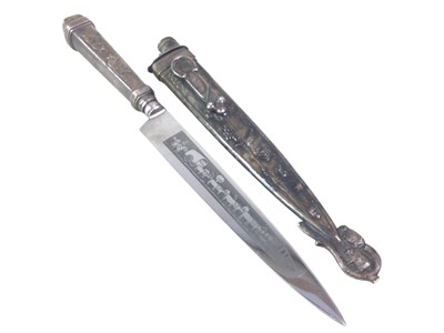 Lot 626 - VICTORIAN DAGGER