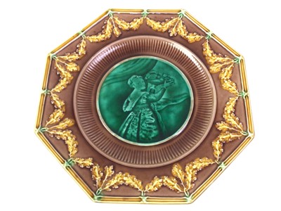 Lot 544 - WEDGWOOD BROWN AND GREEN PLATE