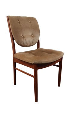 Lot 672 - SET OF FOUR TEAK DINING CHAIRS