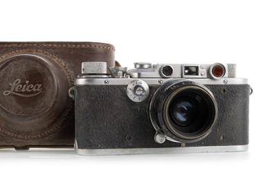 Lot 1001 - LEICA 111a D.R.P. RANGEFINDER CAMERA