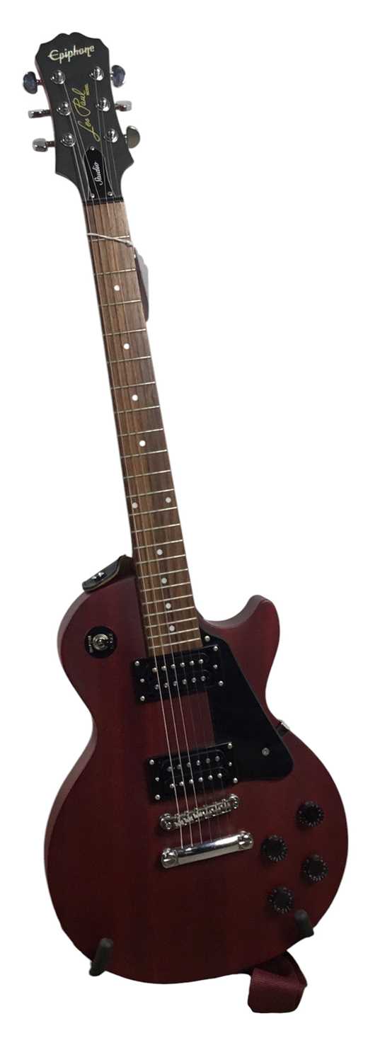 Lot 1007 - EPIPHONE LES PAUL STUDIO ELECTRIC GUITAR