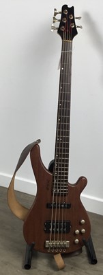 Lot 1013 - SHINE ELECTRIC BASS GUITAR