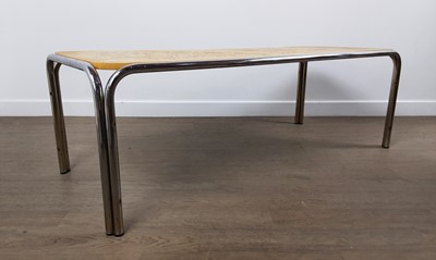 Lot 689 - MID CENTURY COFFEE TABLE