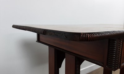 Lot 1280 - MAHOGANY TABLE