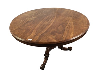 Lot 1281 - VICTORIAN ROSEWOOD SUPPER TABLE