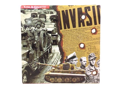 Lot 736 - GROUP OF THREE KING AND COUNTRIES MODELS