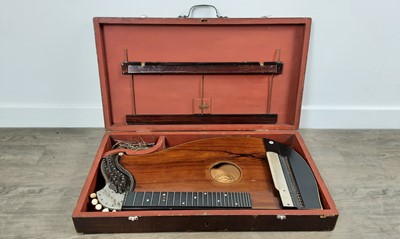 Lot 1021 - ZITHRA INSTRUMENT
