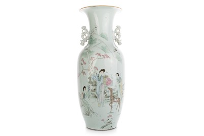 Lot 1616 - LARGE CHINESE FAMILLE ROSE VASE