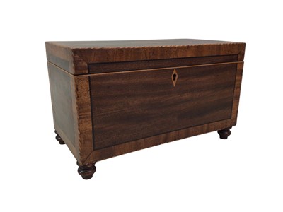 Lot 806 - GEORGIAN MAHOGANY INLAID TEA CADDY