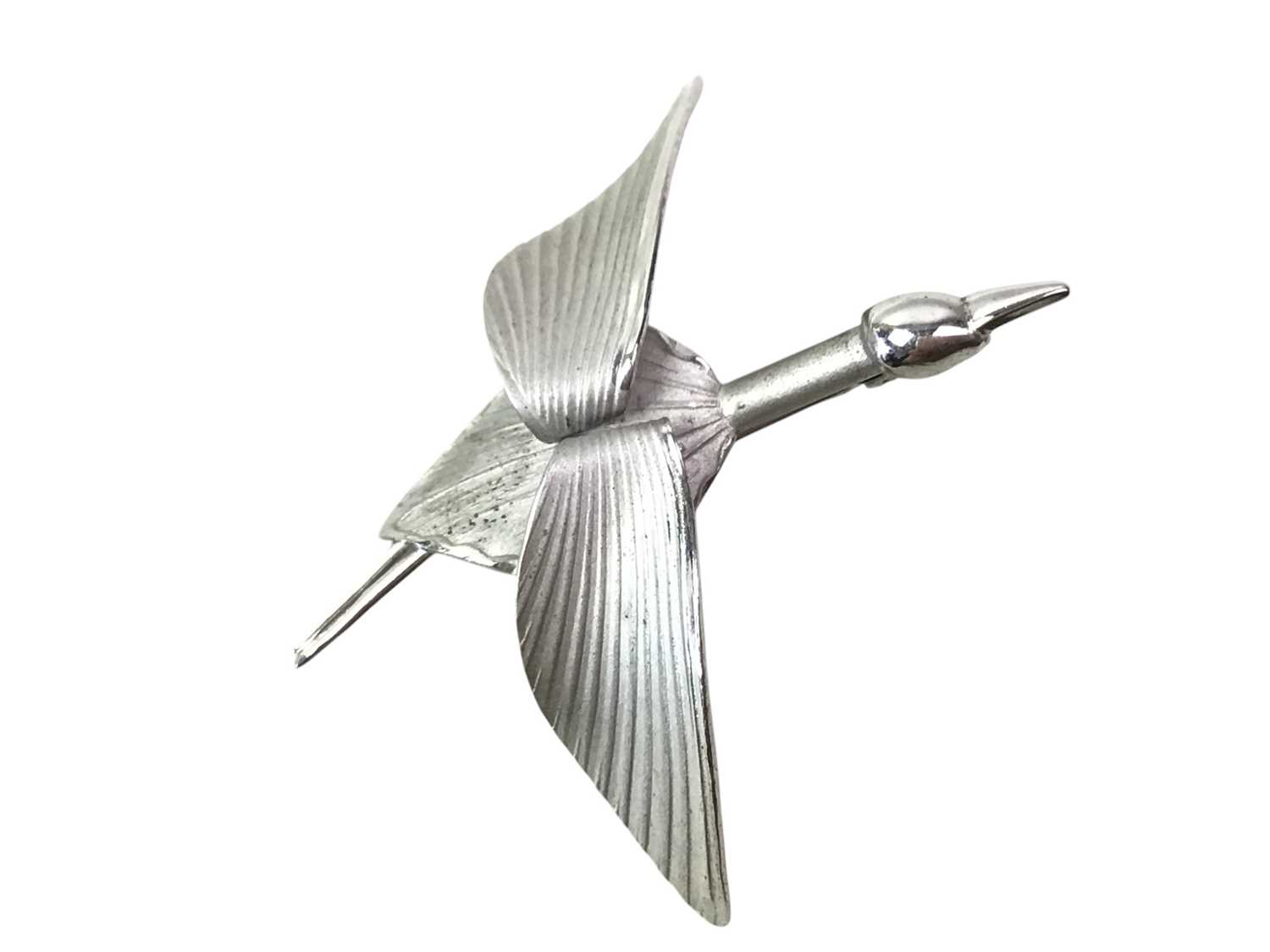 Lot 801 - HONG KONG STERLING SILVER BIRD BROOCH