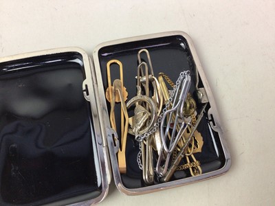 Lot 801 - HONG KONG STERLING SILVER BIRD BROOCH