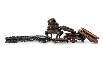 Lot 1634 - COLLECTION OF CHINESE STANDS