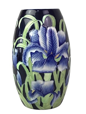 Lot 119 - GROUP OF CERAMICS