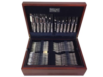 Lot 1108 - COMPLETE SUITE OF ELIZABETH II SILVER FLATWARE