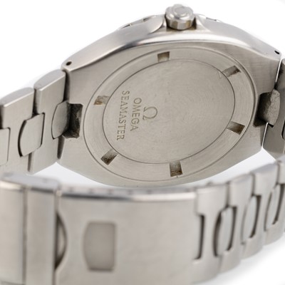 Lot 879 - OMEGA SEAMASTER PROFESSIONAL
