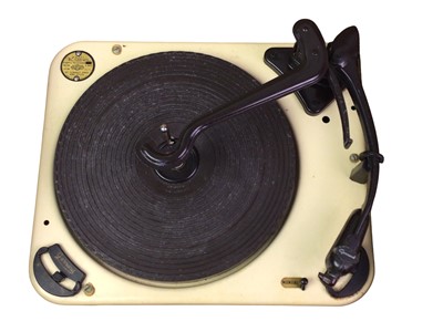 Lot 243 - COLLECTION OF VINYL RECORDS