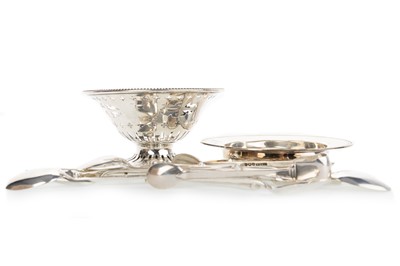 Lot 1128 - ELIZABETH II SILVER PIN DISH