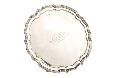 Lot 1113 - GEORGE V SILVER PRESENTATION SALVER