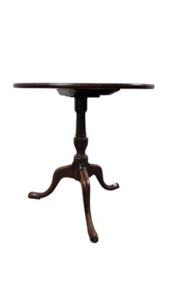Lot 147 - VICTORIAN MAHOGANY TILT TOP TEA TABLE