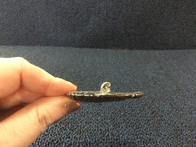 Lot 1290 - SILVER CHURCH OF SCOTLAND DISRUPTION BROOCH