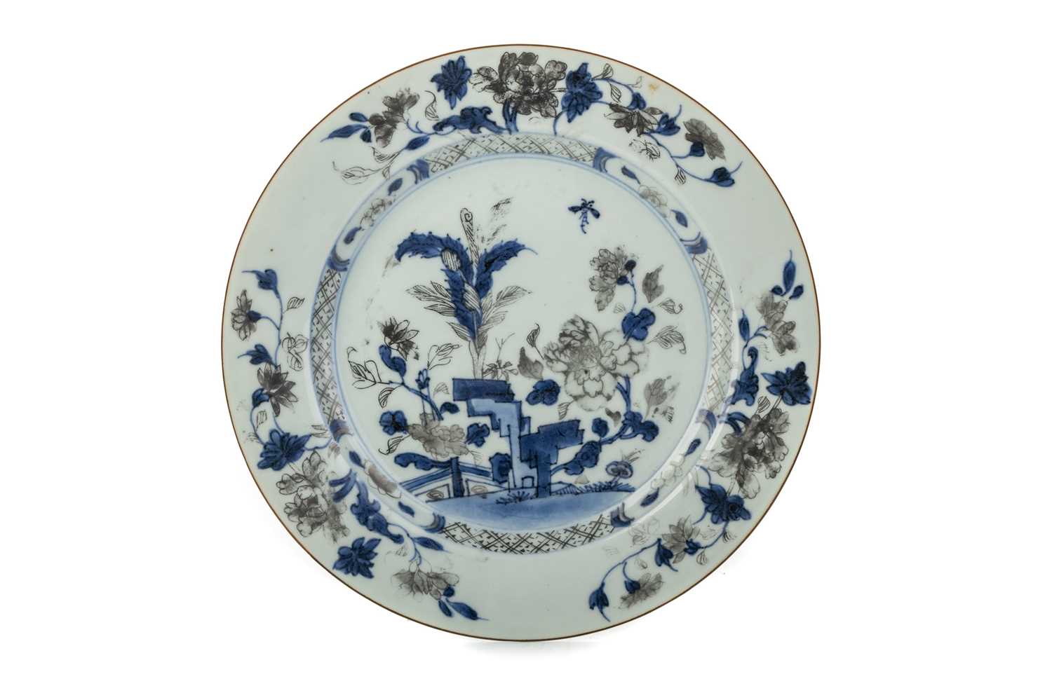 Lot 1652 - THE NANKING CARGO, CHINESE PORCELAIN PLATE
