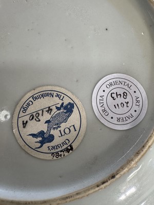 Lot 1652 - THE NANKING CARGO, CHINESE PORCELAIN PLATE