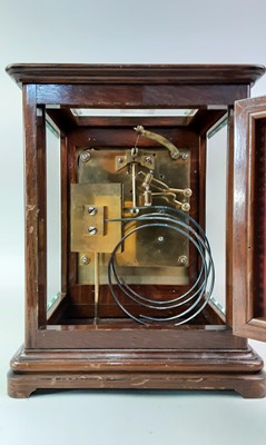 Lot 305 - OAK CASED MANTEL CLOCK