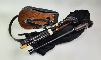 Lot 1033 - SET OF BAGPIPES