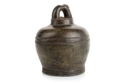 Lot 1653 - FAR EASTERN BRONZE BELL
